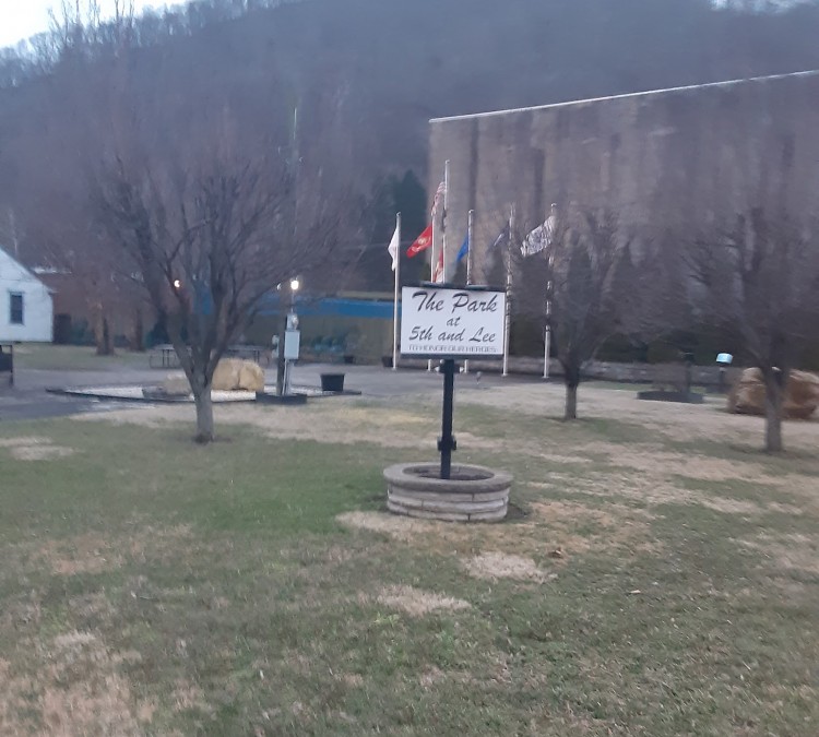 The Park at 5th and Lee (Montgomery,&nbspWV)